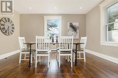 274 Alma Street, Guelph/Eramosa, ON - Indoor Photo Showing Dining Room