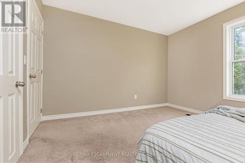 274 Alma Street, Guelph/Eramosa, ON - Indoor Photo Showing Bedroom