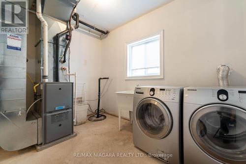 9148 Hendershot Boulevard, Niagara Falls, ON - Indoor Photo Showing Laundry Room