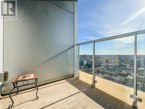 179 Metcalfe Street Unit#2107, Ottawa, ON -  With Balcony With View With Exterior