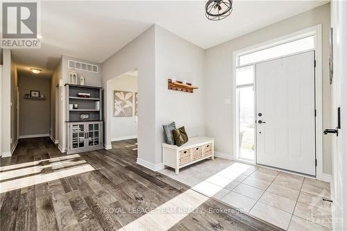 541 Osmond Daley Drive, Ottawa, ON - Indoor Photo Showing Other Room