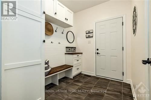 541 Osmond Daley Drive, Ottawa, ON - Indoor Photo Showing Other Room