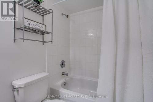 610 - 4600 Steeles Avenue, Markham, ON - Indoor Photo Showing Bathroom