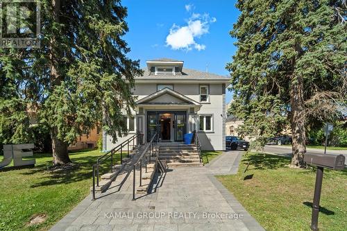 3 - 4 Church Street S, Richmond Hill, ON - Outdoor With Facade