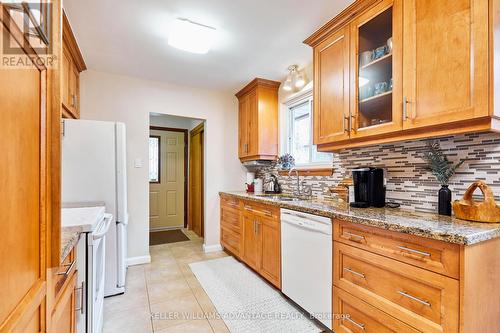 224 Coronation Drive, Toronto, ON - Indoor Photo Showing Kitchen