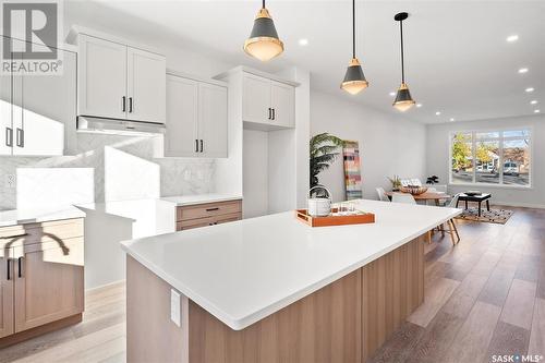 1336 Colony Street, Saskatoon, SK - Indoor Photo Showing Kitchen