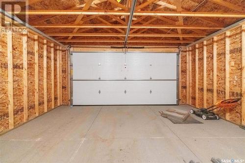 1336 Colony Street, Saskatoon, SK - Indoor Photo Showing Garage