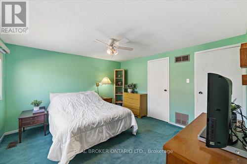 18 - 2655 Gananoque Drive, Mississauga, ON - Indoor Photo Showing Bedroom