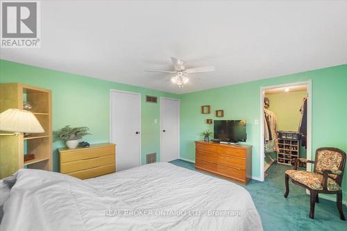 18 - 2655 Gananoque Drive, Mississauga, ON - Indoor Photo Showing Bedroom