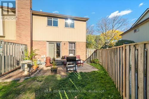 18 - 2655 Gananoque Drive, Mississauga, ON - Outdoor With Exterior