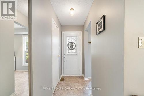 18 - 2655 Gananoque Drive, Mississauga, ON - Indoor Photo Showing Other Room