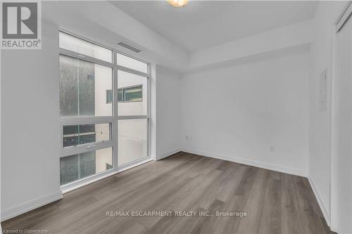 406 - 460 Dundas Street E, Hamilton, ON - Indoor Photo Showing Other Room