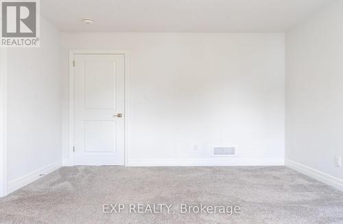 861 Edinburgh Drive, Woodstock, ON - Indoor Photo Showing Other Room