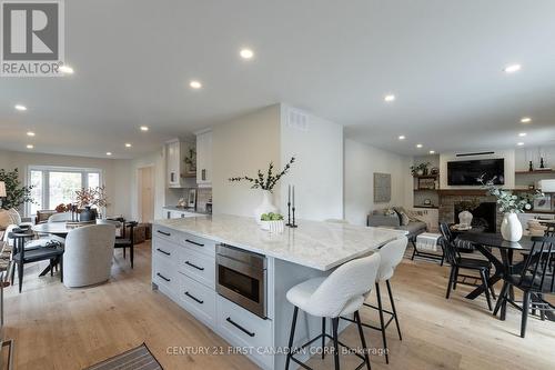 95 Golfview Court, London, ON - Indoor Photo Showing Dining Room