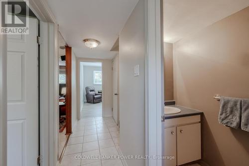 1 Torrington Crescent, London, ON - Indoor Photo Showing Bathroom