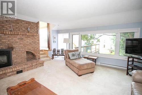 331 River Rd, Sault Ste. Marie, ON - Indoor Photo Showing Living Room With Fireplace