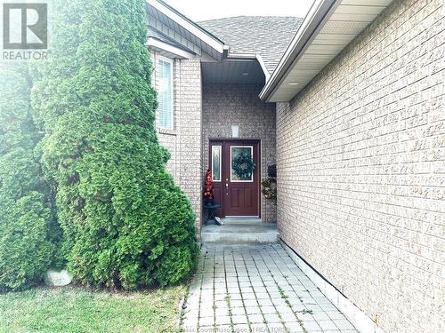 965 Bellagio, Windsor, ON - Outdoor