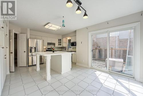 499 Rosecliffe Terrace, London, ON - Indoor Photo Showing Kitchen