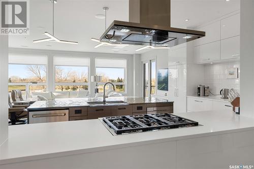 203 404 Cartwright Street, Saskatoon, SK - Indoor Photo Showing Kitchen