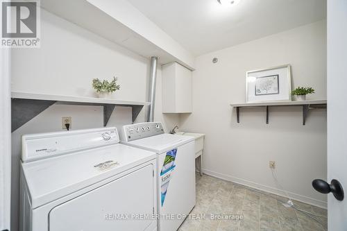 7 - 21 Meadow Lane, Barrie, ON - Indoor Photo Showing Laundry Room