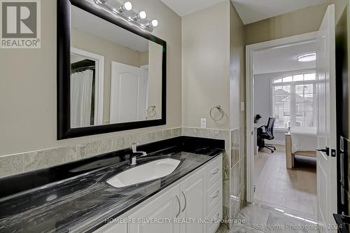 22 Dolly Varden Drive, Brampton, ON - Indoor Photo Showing Bathroom