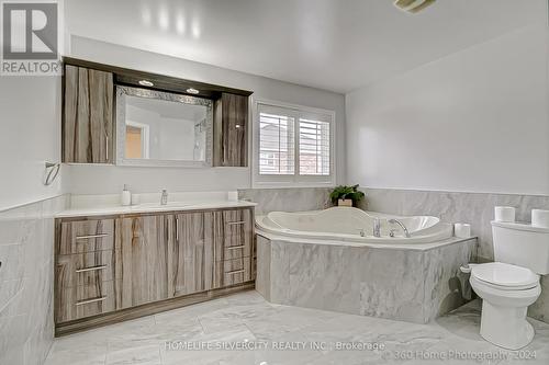 22 Dolly Varden Drive, Brampton, ON - Indoor Photo Showing Bathroom