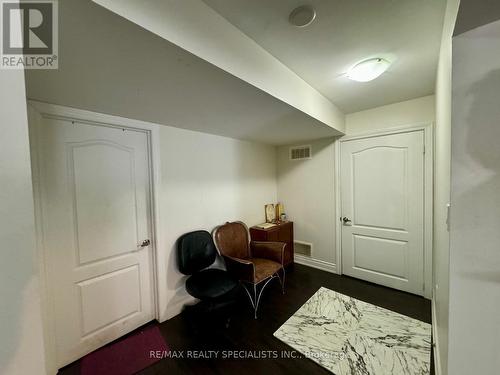 5 Alamosa Court, Brampton, ON - Indoor Photo Showing Other Room