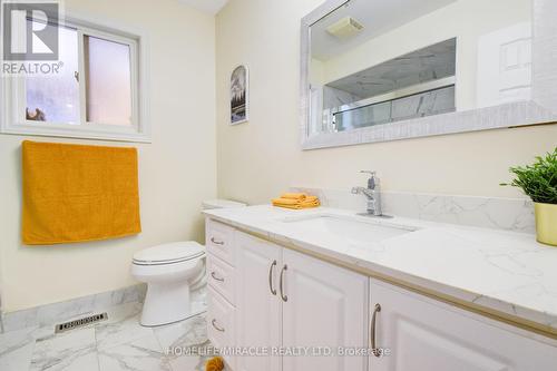 55 Lyndbrook Crescent, Brampton, ON - Indoor Photo Showing Bathroom