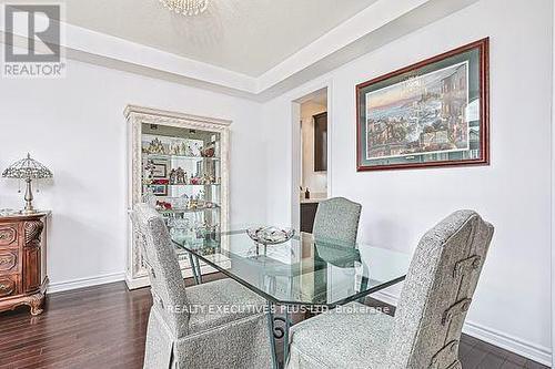 25 Mclean Avenue, Collingwood, ON - Indoor Photo Showing Dining Room