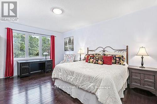 25 Mclean Avenue, Collingwood, ON - Indoor Photo Showing Bedroom