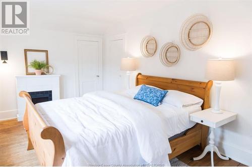 95 Main Street West, Kingsville, ON - Indoor Photo Showing Bedroom