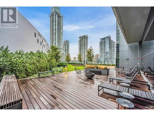 5507 4510 Halifax Way, Burnaby, BC - Outdoor With Deck Patio Veranda