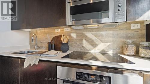 612 - 10 Capreol Court, Toronto, ON - Indoor Photo Showing Kitchen