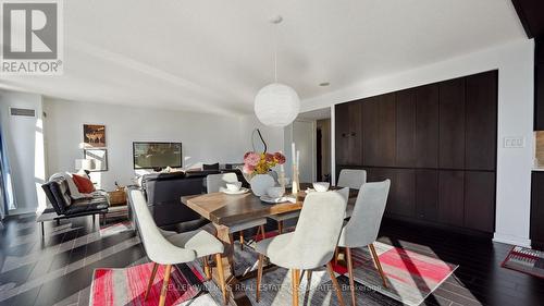 612 - 10 Capreol Court, Toronto, ON - Indoor Photo Showing Dining Room