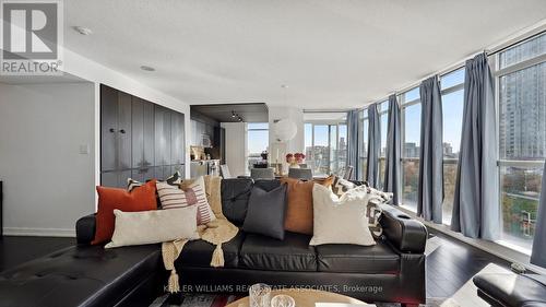 612 - 10 Capreol Court, Toronto, ON - Indoor Photo Showing Living Room