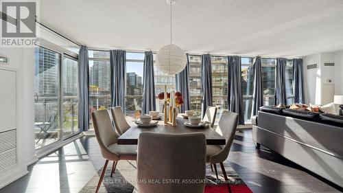 612 - 10 Capreol Court, Toronto, ON - Indoor Photo Showing Dining Room