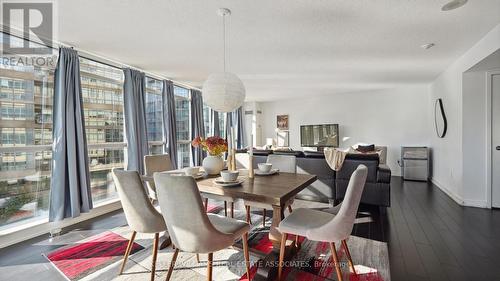 612 - 10 Capreol Court, Toronto, ON - Indoor Photo Showing Dining Room