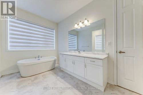 3038 Hollyberry Trail, Pickering, ON - Indoor Photo Showing Bathroom