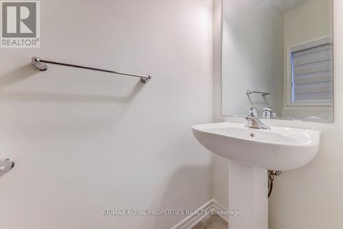 3038 Hollyberry Trail, Pickering, ON - Indoor Photo Showing Bathroom