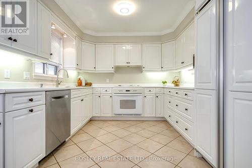 4242 Fieldgate Drive, Mississauga, ON - Indoor Photo Showing Kitchen