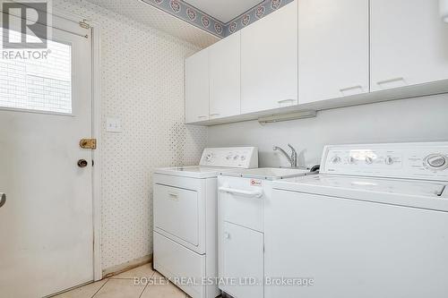 4242 Fieldgate Drive, Mississauga, ON - Indoor Photo Showing Laundry Room