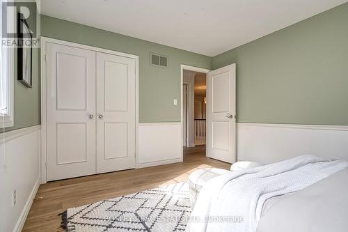 4242 Fieldgate Drive, Mississauga, ON - Indoor Photo Showing Bedroom