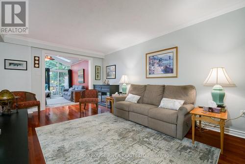 61 Heaslip Terrace, Toronto, ON - Indoor Photo Showing Living Room