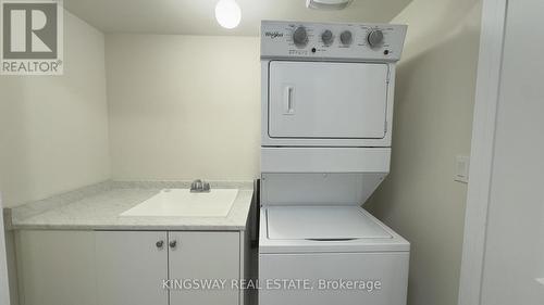 7 Chiffon Street, Vaughan, ON - Indoor Photo Showing Laundry Room