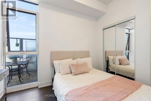 741 - 9471 Yonge Street, Richmond Hill, ON - Indoor Photo Showing Bedroom