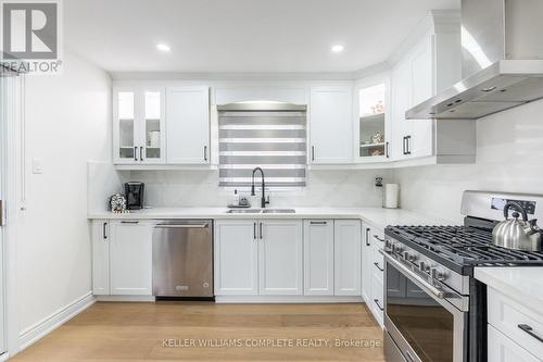 4545 Ivy Gardens Crescent, Lincoln, ON - Indoor Photo Showing Kitchen With Upgraded Kitchen