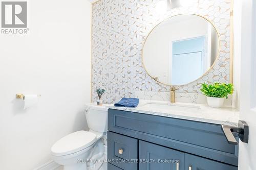 4545 Ivy Gardens Crescent, Lincoln, ON - Indoor Photo Showing Bathroom