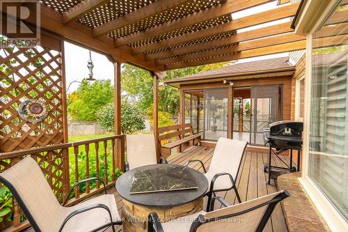 4545 Ivy Gardens Crescent, Lincoln, ON - Outdoor With Deck Patio Veranda With Exterior