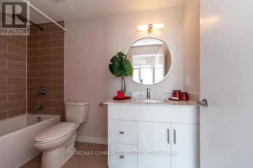 1903 - 1328 Birchmount Road, Toronto, ON - Indoor Photo Showing Bathroom