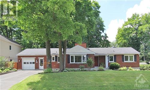 2176 Woodcrest Road, Ottawa, ON - Outdoor With Facade